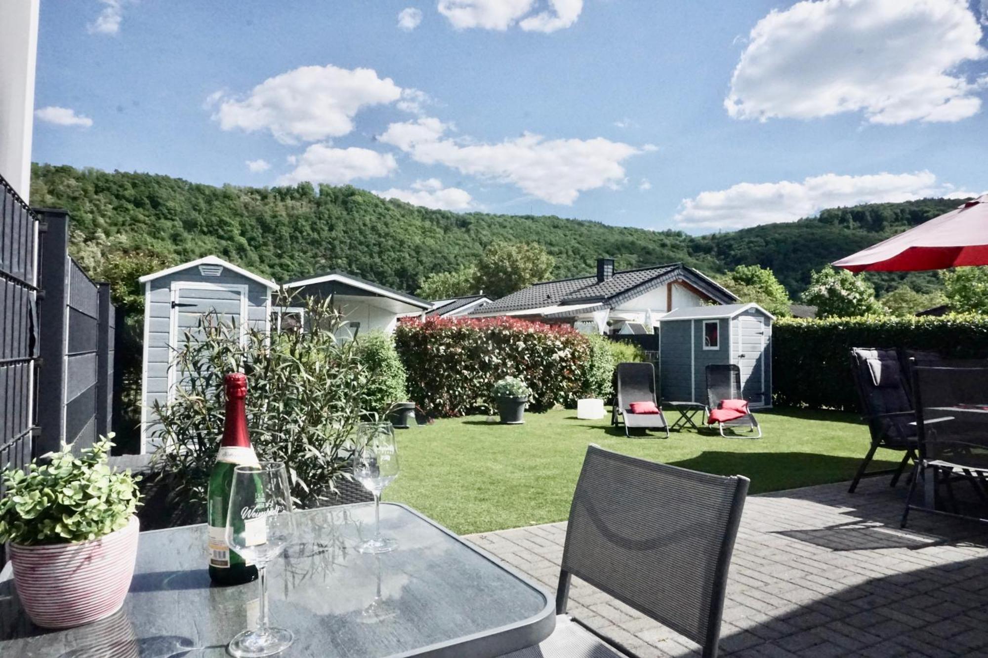 Ferienhaus Ufergeheimnis Am Guelser Moselbogen I 2 Sz I 5 Gaeste I Badebucht I Grill I Garten Koblenc Exteriér fotografie